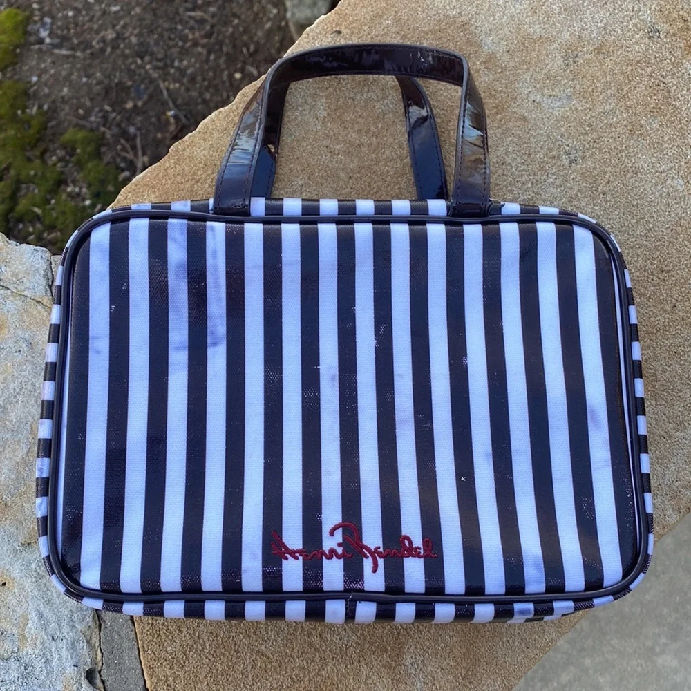 henri bendel Black and White Striped Cosmetic Bag Set